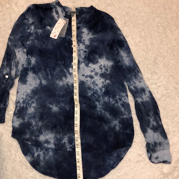 TRAMP blue tie dye Tunic New with Tags - Picture 8 of 8